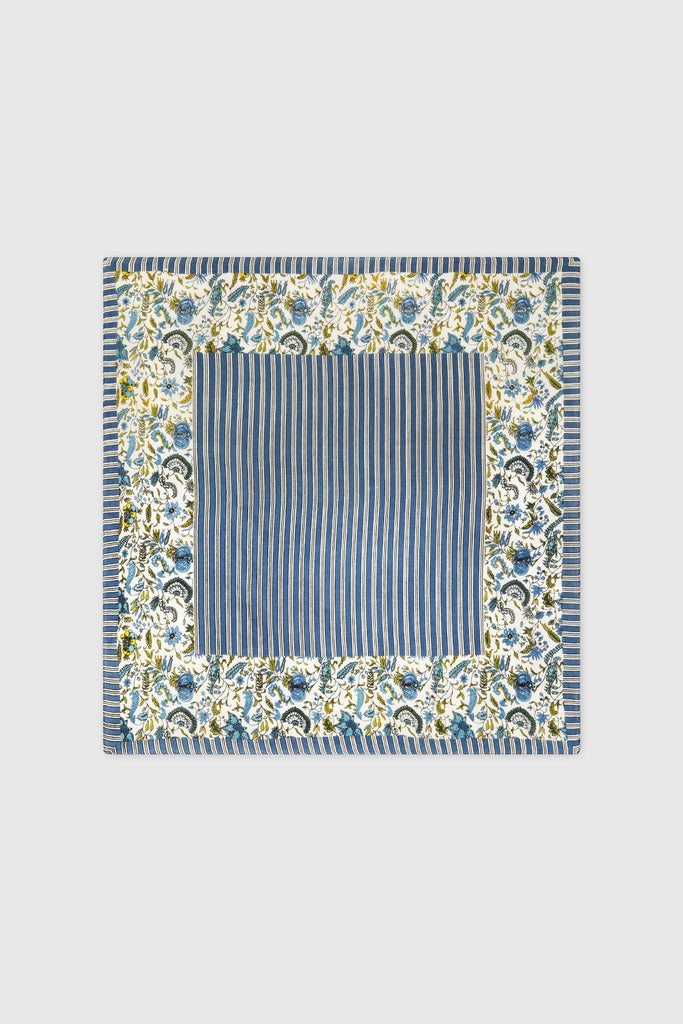 Amelia Scarf - Maria de la Orden