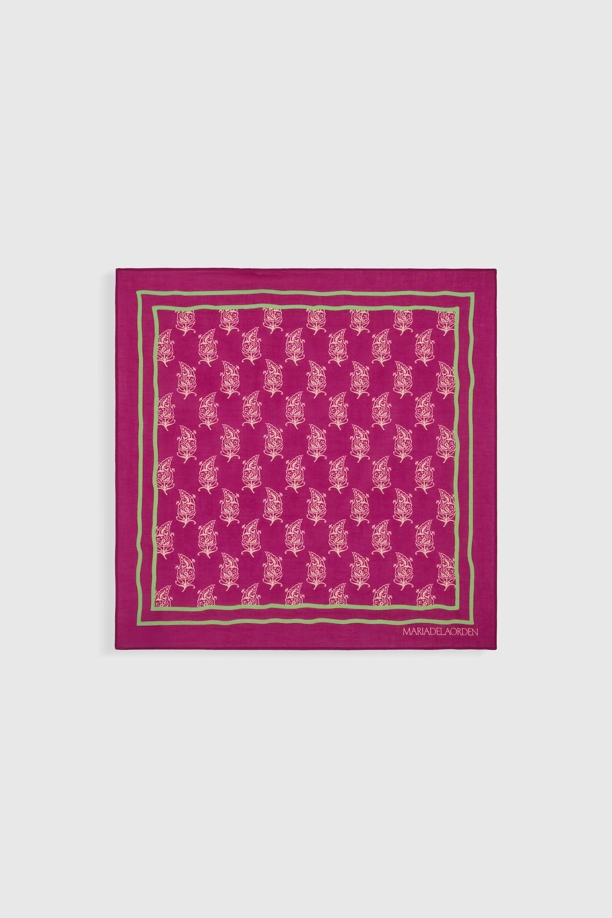 小物 S signature script scarf Coach Script Floral Print Silk Square Scarf(Purple)