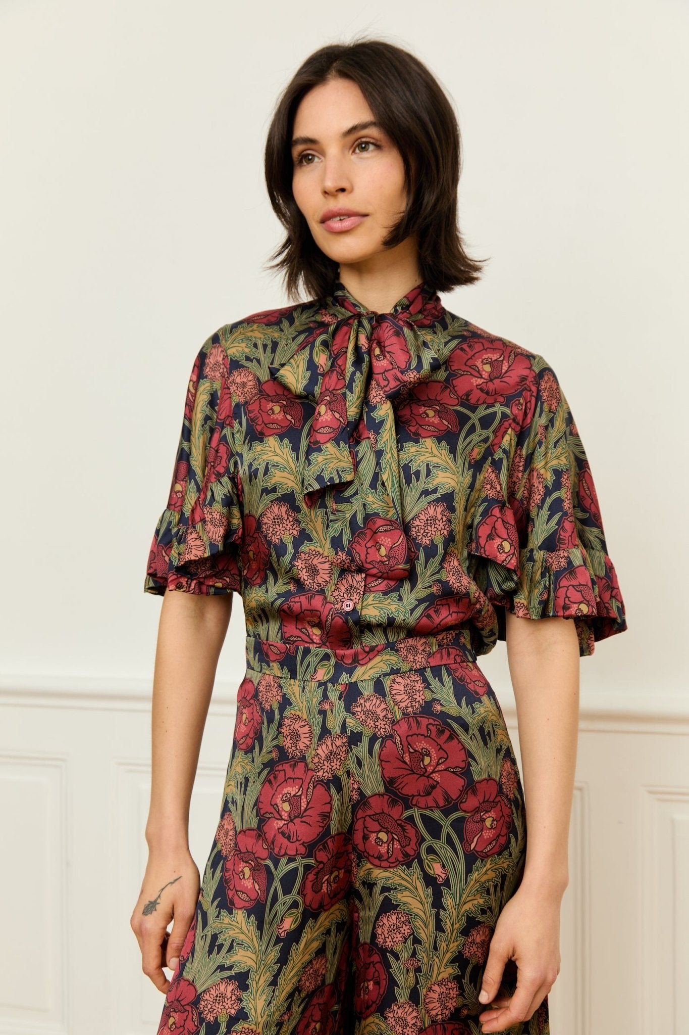 Maria de la Orden | Balzac Shirt Red Flowers