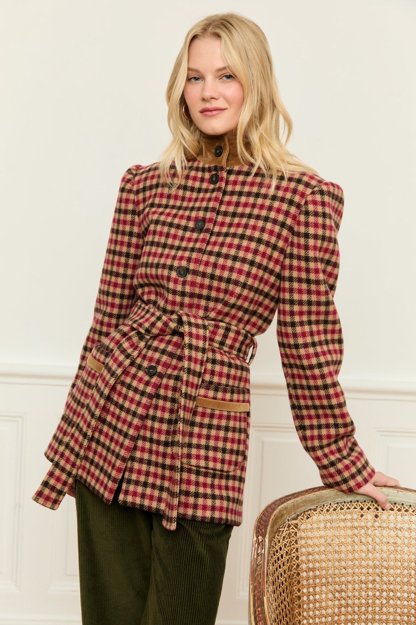 maria*2703様 Maria Theresa 3 Light Semi Flush – Crystorama