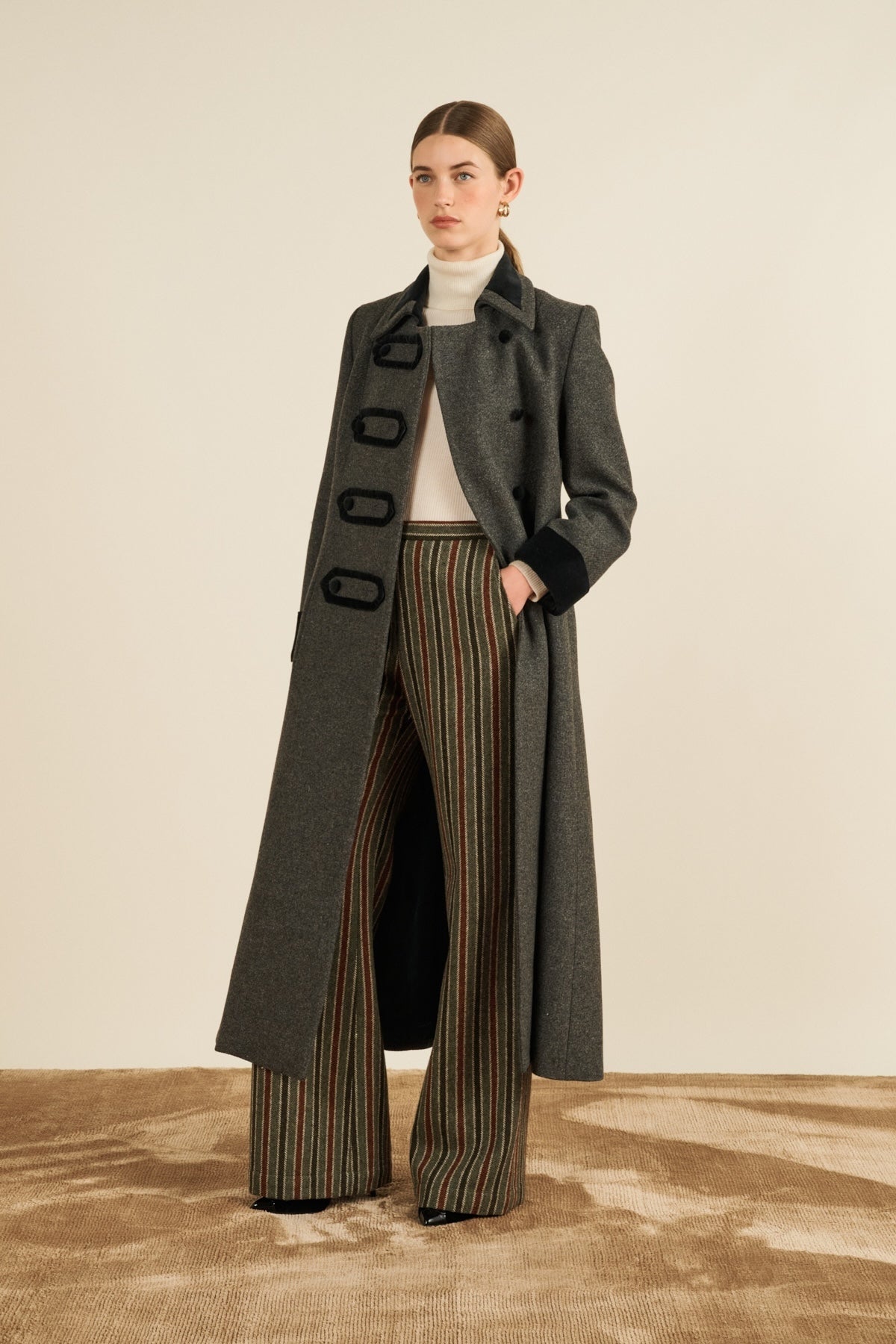 マメ　Cording Embroidered Military Coat Mame Kurogouchiの22SSコレクションCording Embroidered Military Coat