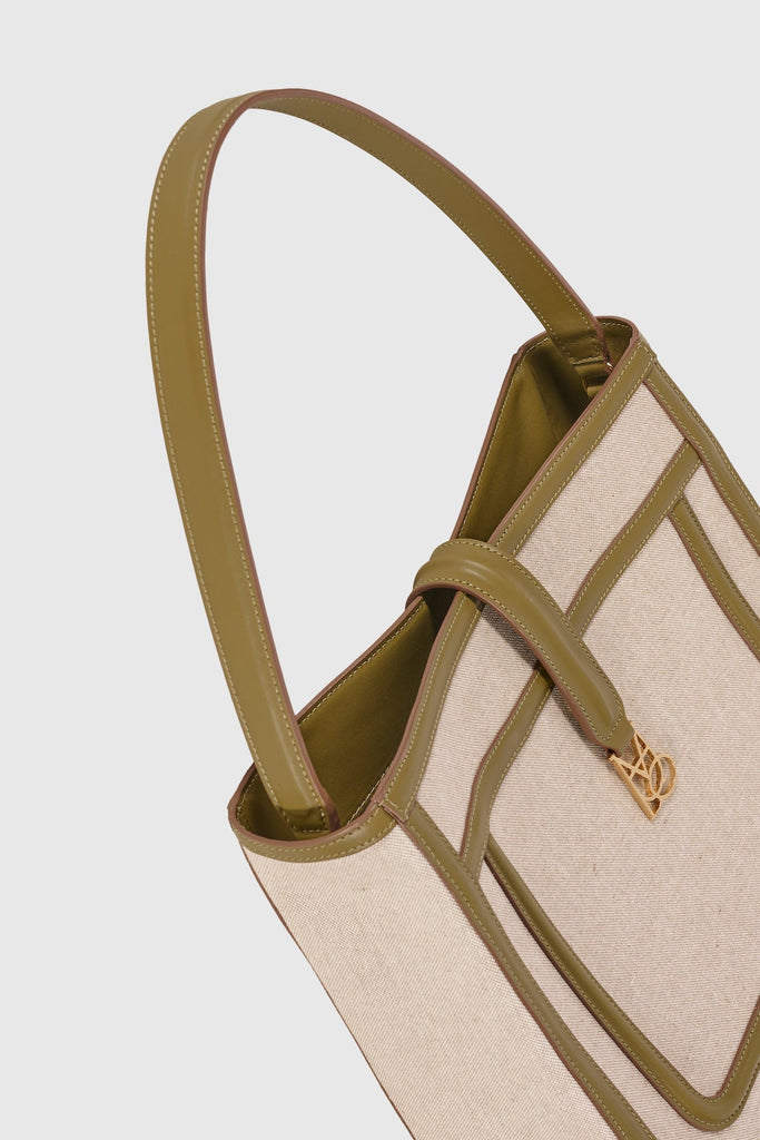 Ezra Bag - Maria de la Orden