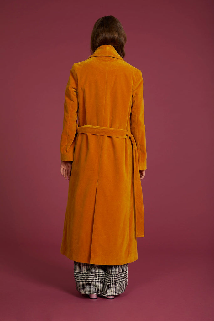 Grape Coat - Maria de la Orden