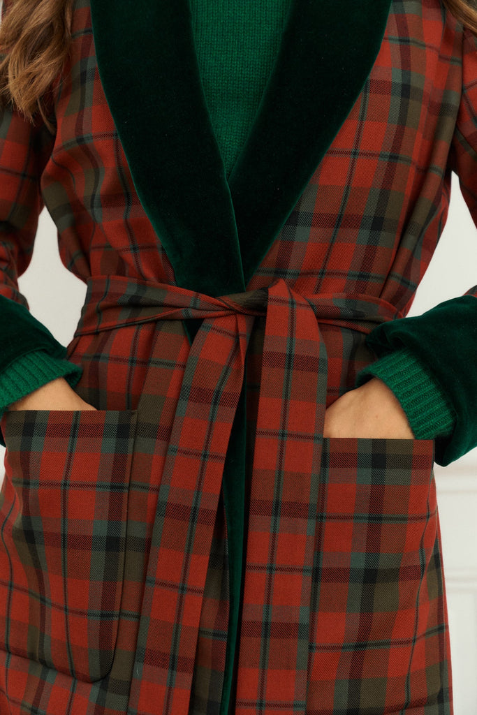 Grape Coat - Maria de la Orden