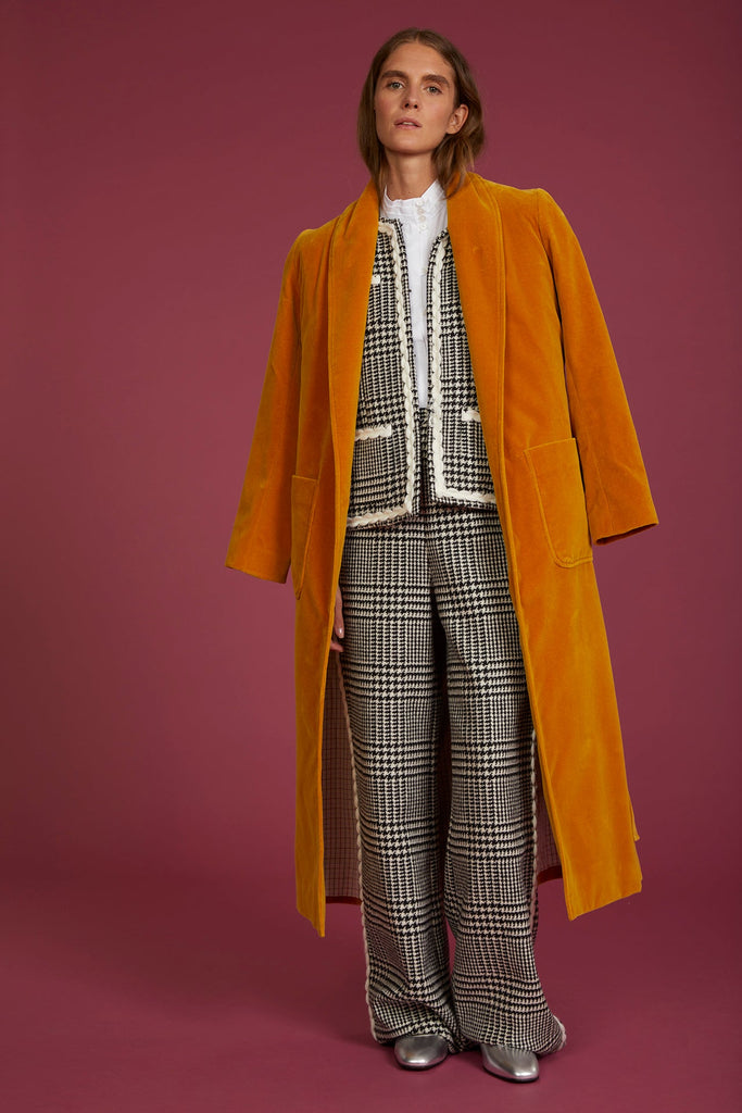 Grape Coat - Maria de la Orden