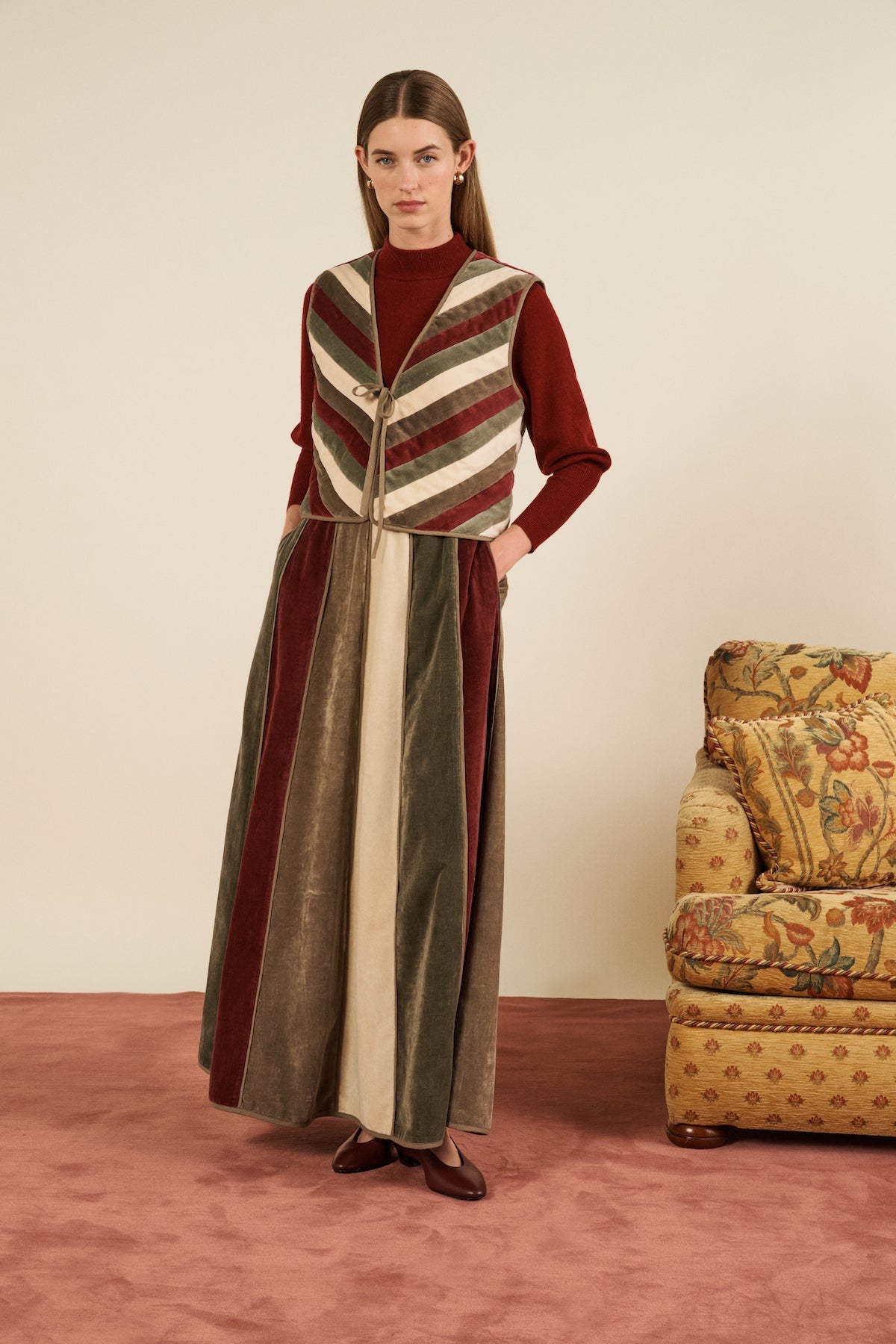 Vera Vest Velvet Stripes Bow Front | Maria de la Orden